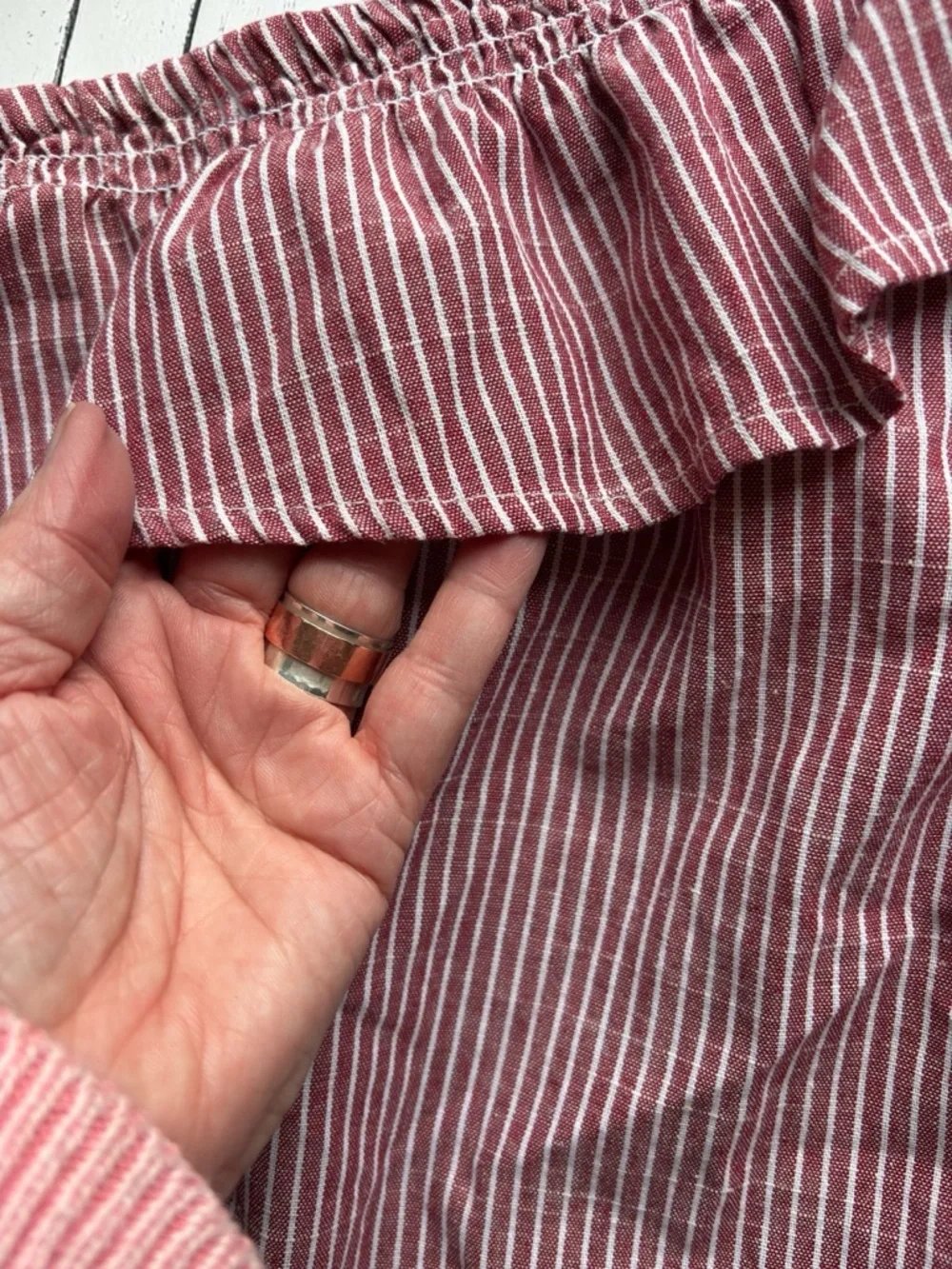 So It Is One Shoulder Top Medium Red White Stripe Ruffle Cotton Summer Blouse - Picture 6 of 8